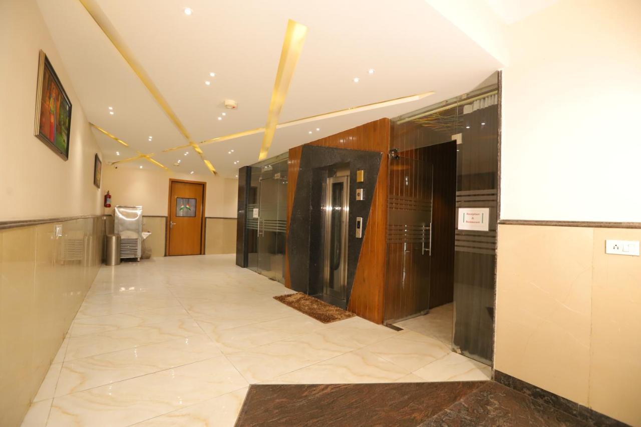 Hotel Stanley By Foxi Group- Near Delhi International Airport Nova Deli Exterior foto