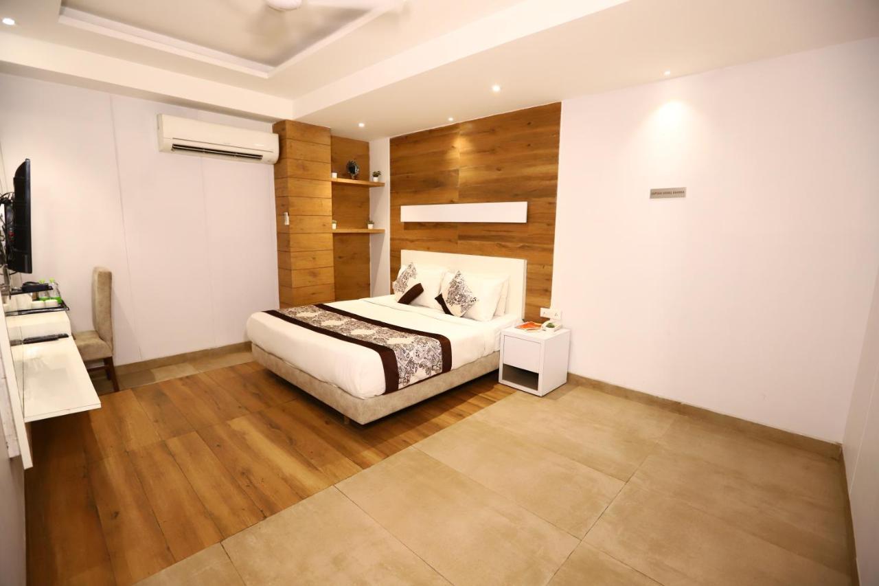 Hotel Stanley By Foxi Group- Near Delhi International Airport Nova Deli Exterior foto