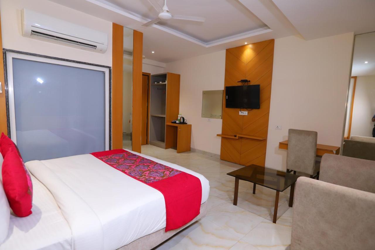 Hotel Stanley By Foxi Group- Near Delhi International Airport Nova Deli Exterior foto