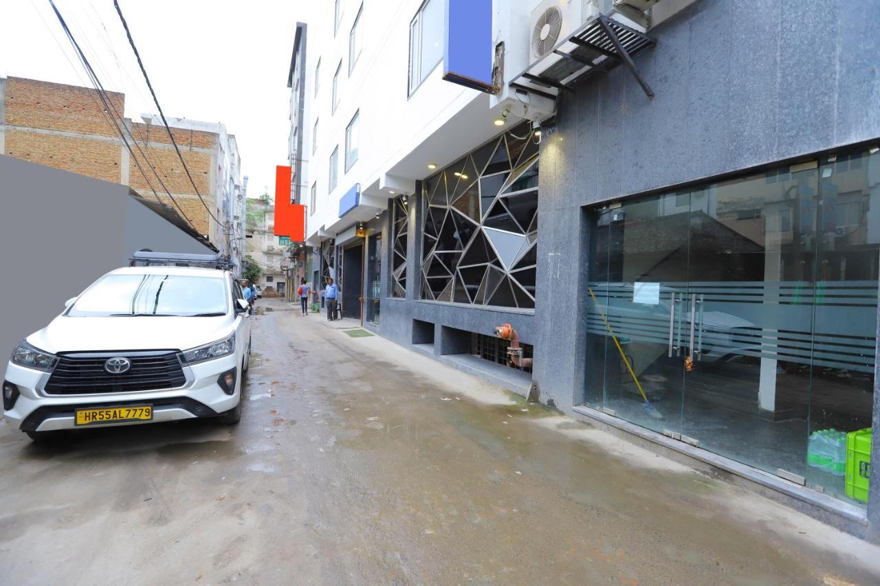 Hotel Stanley By Foxi Group- Near Delhi International Airport Nova Deli Exterior foto