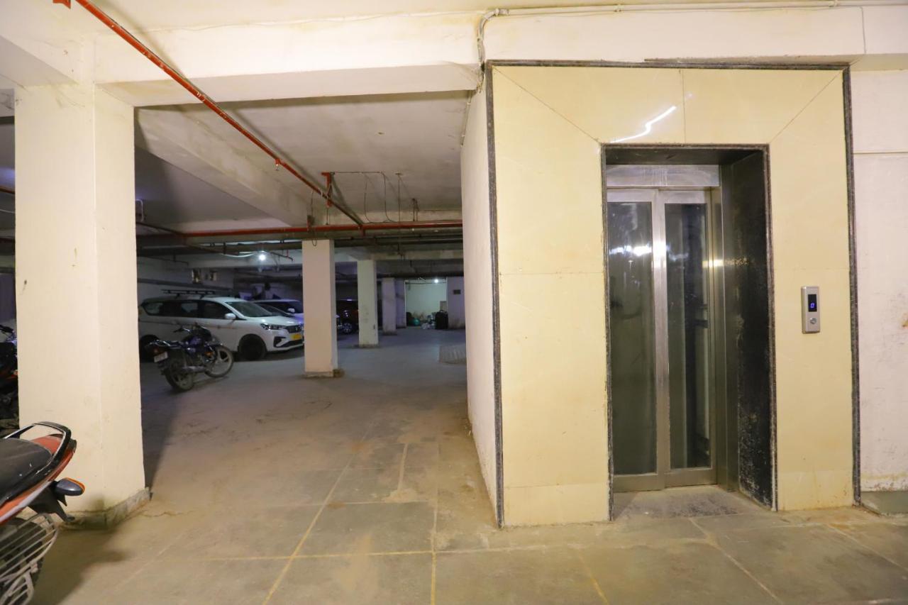 Hotel Stanley By Foxi Group- Near Delhi International Airport Nova Deli Exterior foto