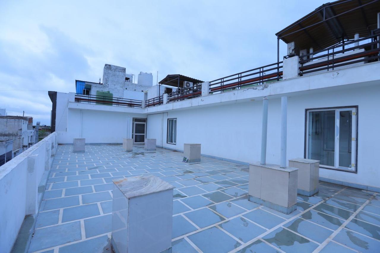 Hotel Stanley By Foxi Group- Near Delhi International Airport Nova Deli Exterior foto